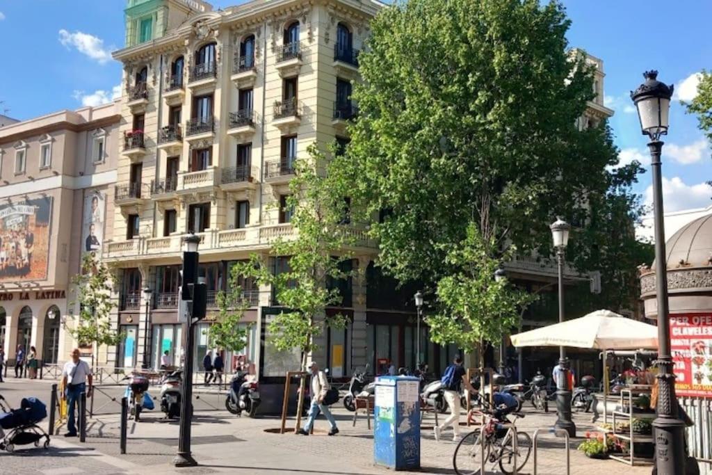 Moderno Apartamento En Pleno Centro Madrid Luaran gambar