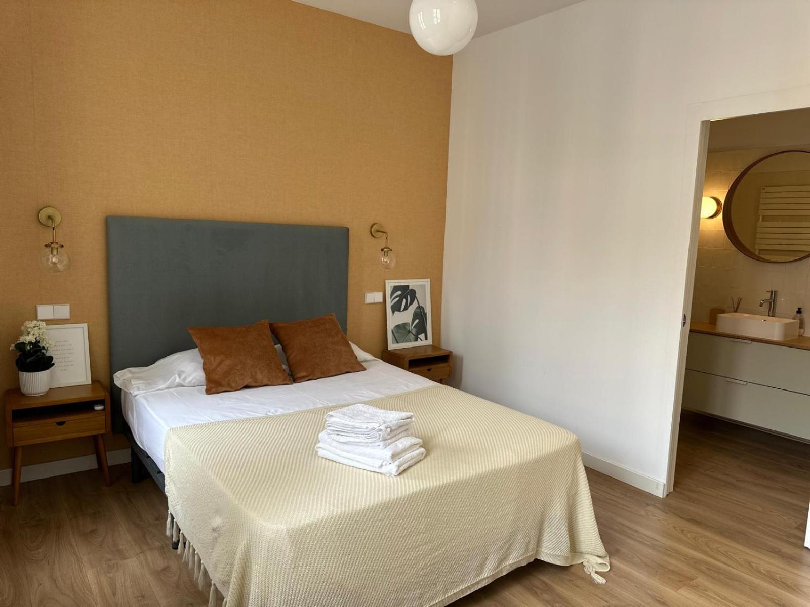 Moderno Apartamento En Pleno Centro Madrid Luaran gambar