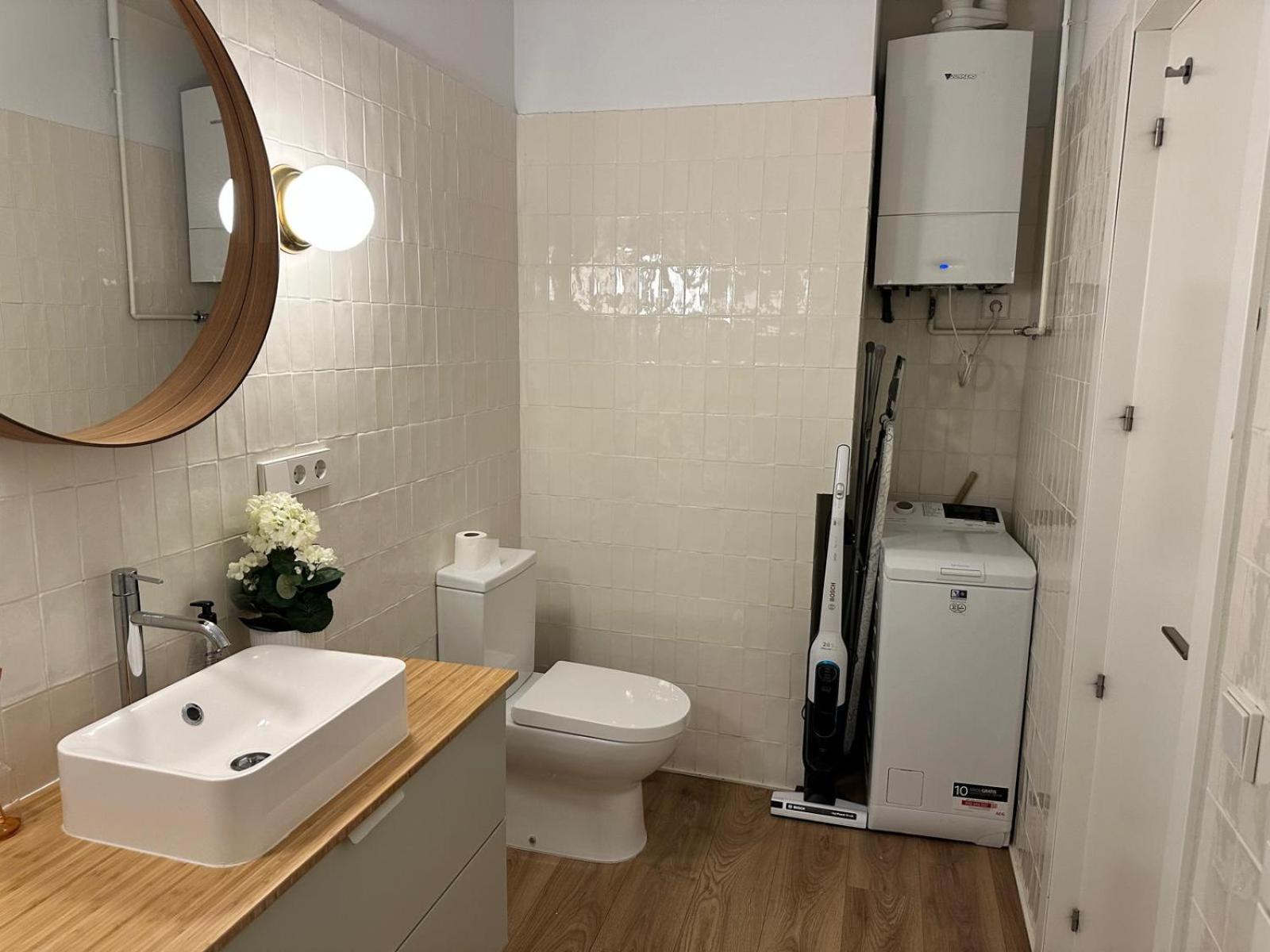 Moderno Apartamento En Pleno Centro Madrid Luaran gambar